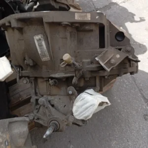 Caja cambios renault megane 1.9 dci cabrio 2003