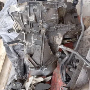 Caja cambios renault clio 1.2 gasolina re JB514